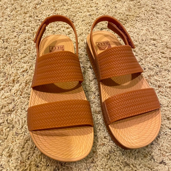 REEF women’s Water Vista sandal - Picture 1 of 14